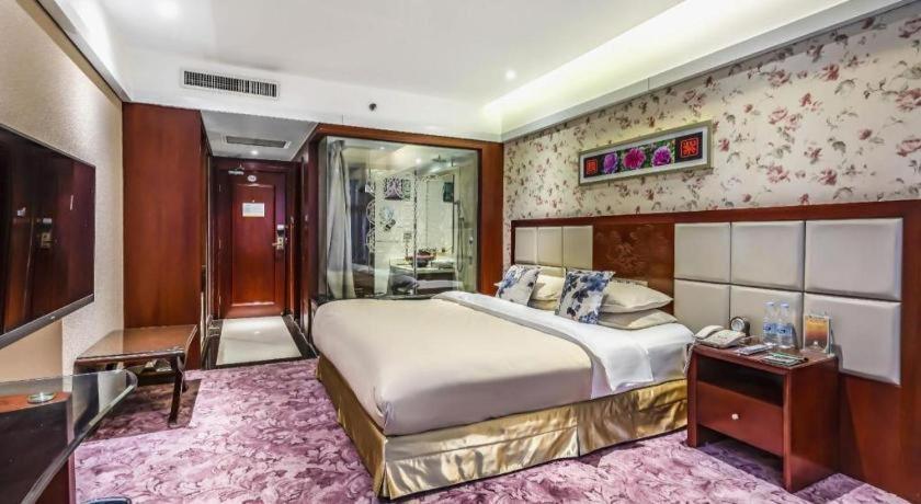 New Friendship Hotel Lojang Kültér fotó